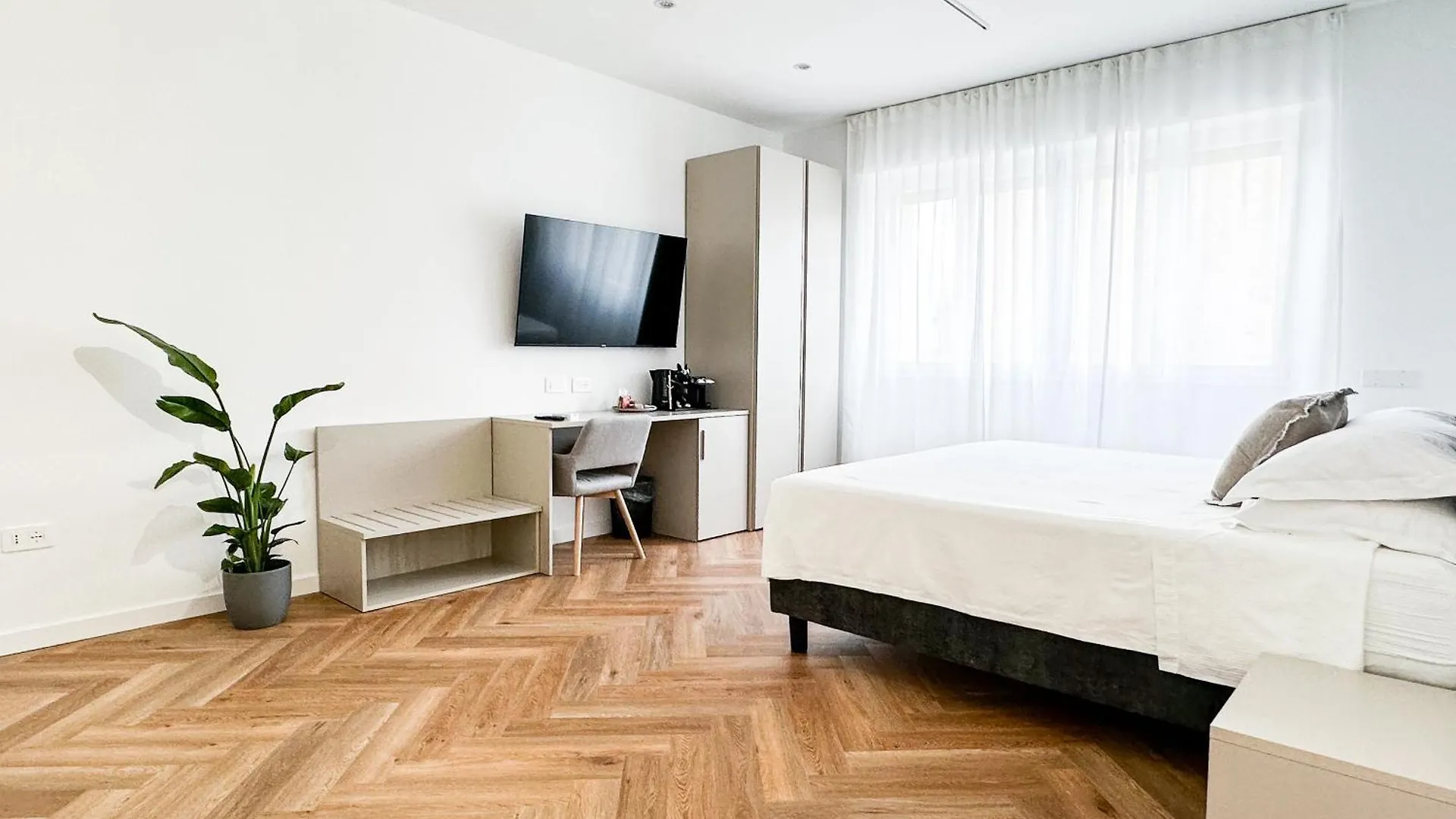 Mamas Hotel Oristano 0*,